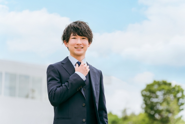 公務員から民間企業へ転職するには？成功のポイントや準備すべきことを解説