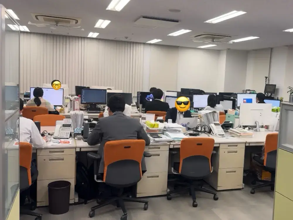 5F事務所内の様子